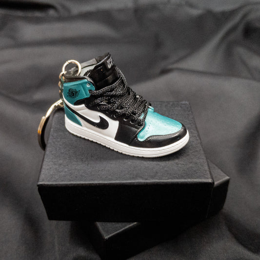 SNEAKER KEYCHAIN VIII