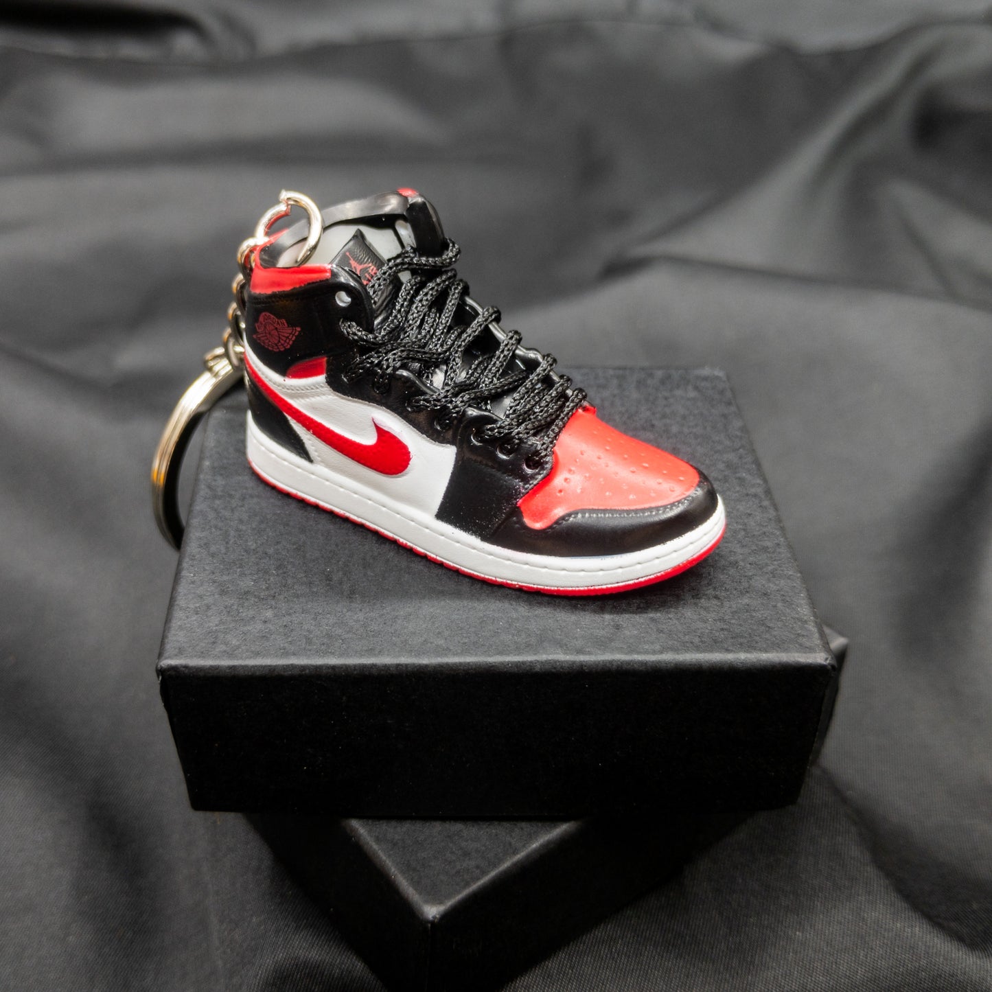 SNEAKER KEYCHAIN IV