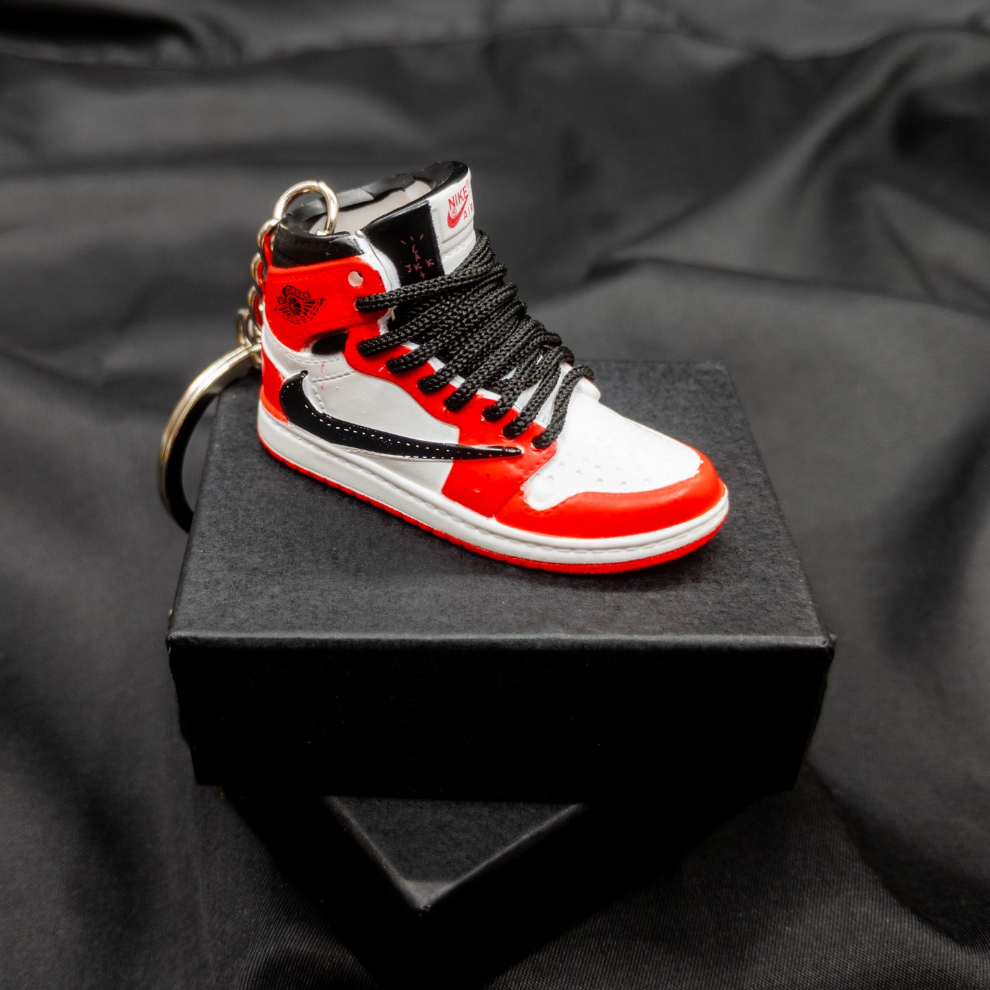 SNEAKER KEYCHAIN I